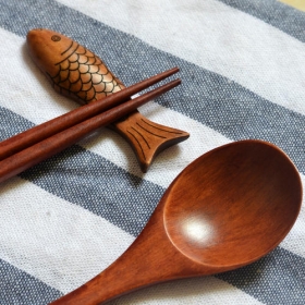 湖南竹筷厂家教您怎么选择筷子？