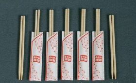 木筷子、塑料筷子、竹筷子，哪种更健康？